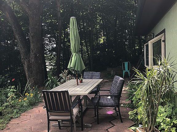 East side front/patio