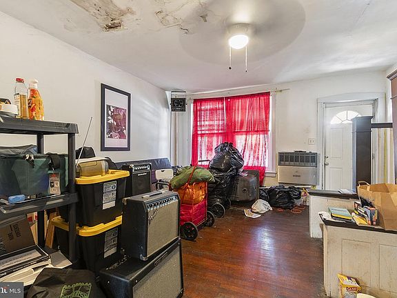 5th image of 5251 Florence Ave