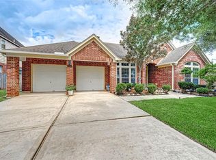 2402 Clawson Fls, Sugar Land, TX 77479
