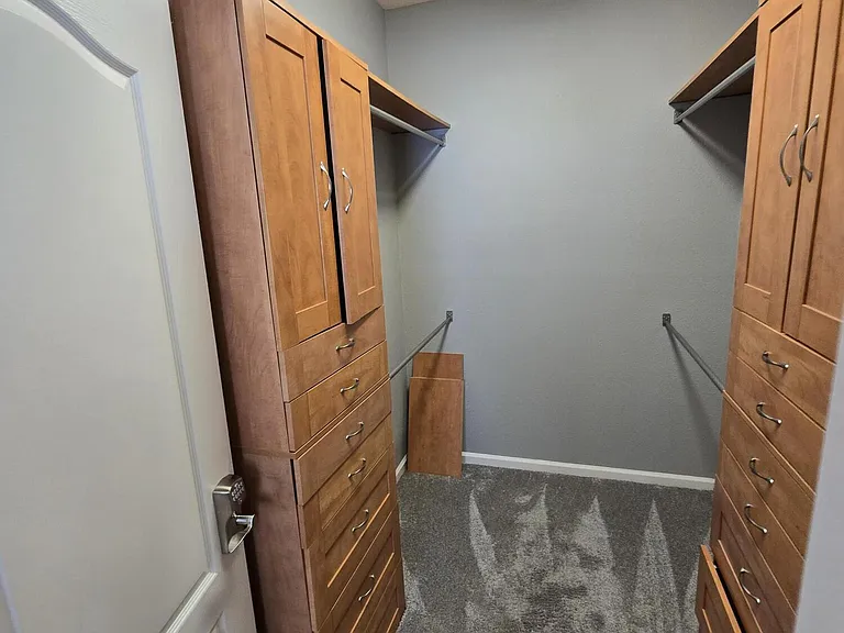 180 Thornloe Dr — Photo 19