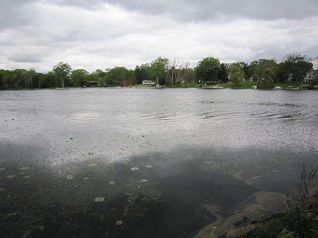 2nd image of 1045 N East Rd