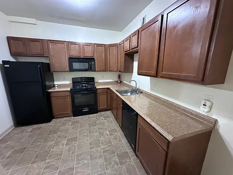 19 Bridge St #13 — Photo 5