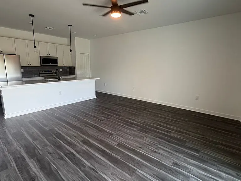 149 Pine Ln — Photo 12