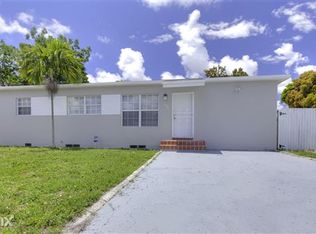 845 NW 144th St, Miami, FL 33168