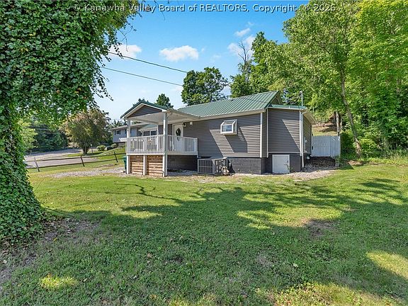 2nd image of 449 Strawberry Rd
