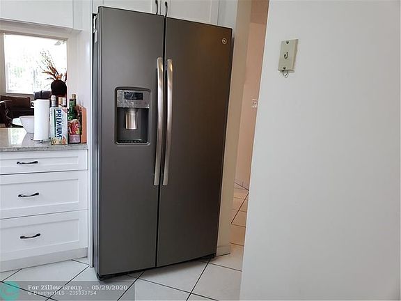 5th image of 6870 Royal Palm Blvd #101