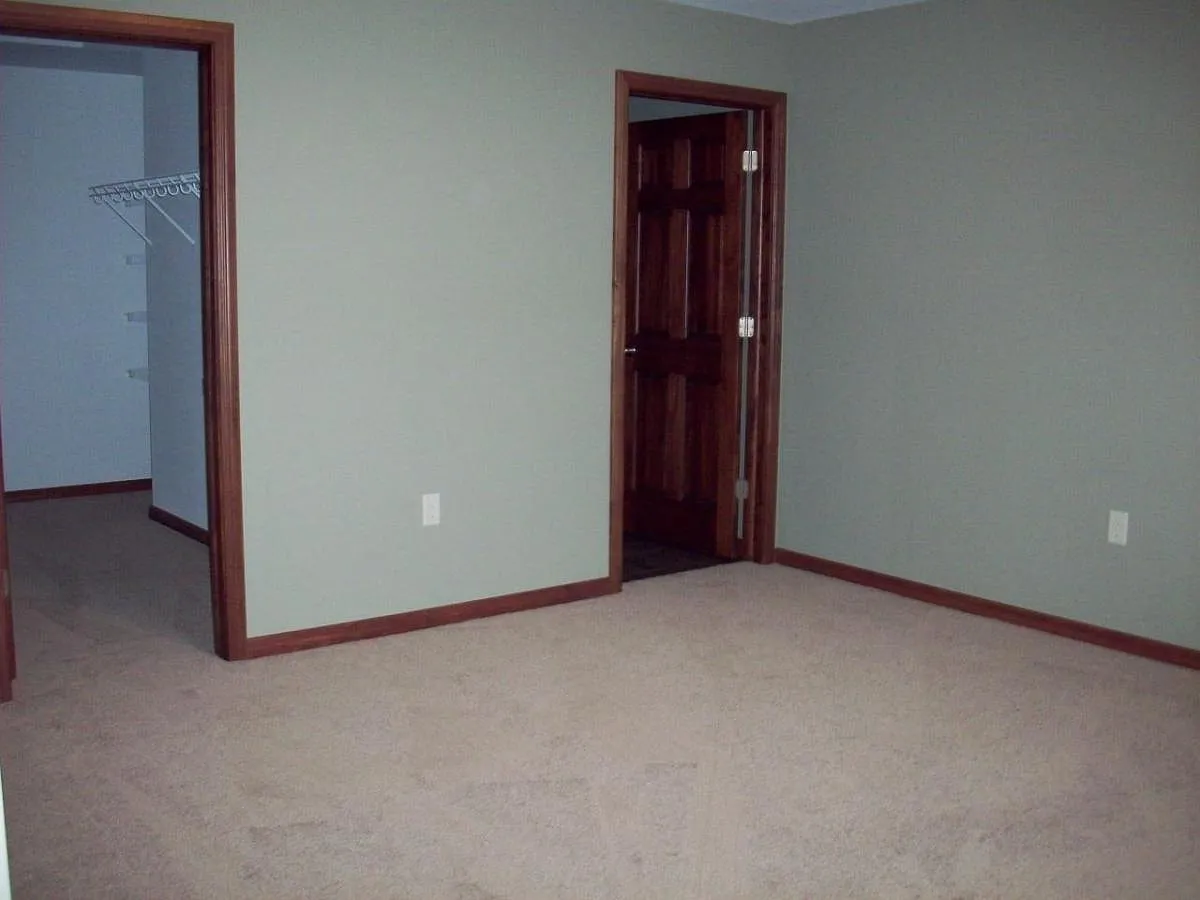 3 bed, 1400 sqft, $1,200 — Photo 4