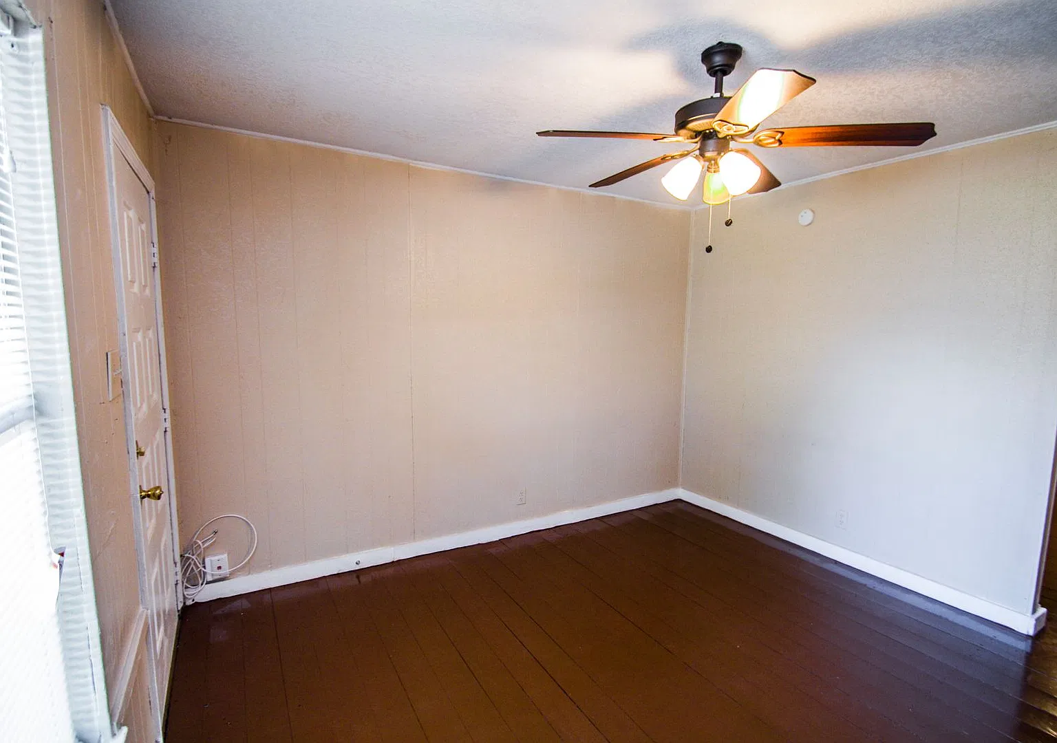 1315 Dawson — Photo 3