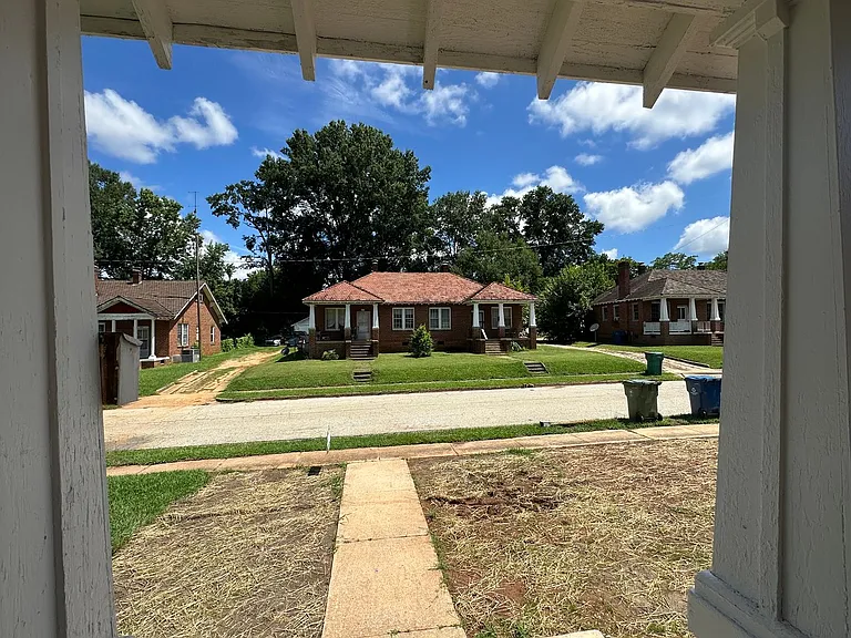 618 Grier St — Photo 4
