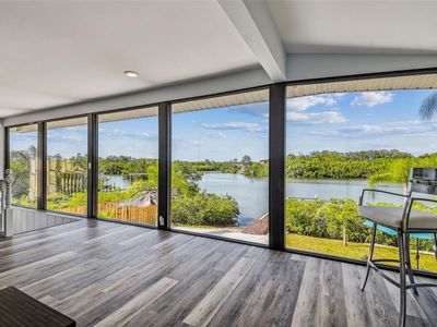 3098 Phoenix Ave, Oldsmar, FL, 34677