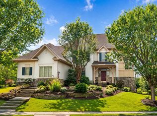 1452 Carrington Ridge Ln, Vienna, VA 22182