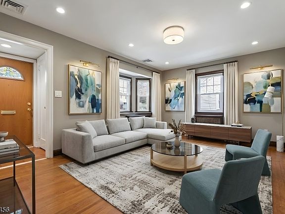 5th image of 59 Pershing Rd