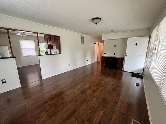 5th image of 4218 Columbo Ln