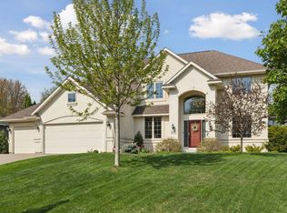 3464 Parkers Dr, Woodbury, MN 55125