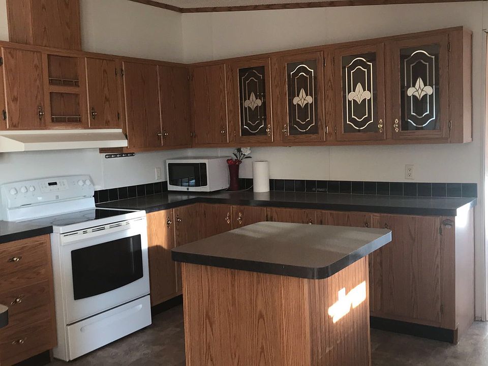 2nd image of 1003 Caviness Ave