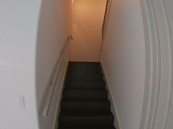 4th image of 205 Ulex Ave