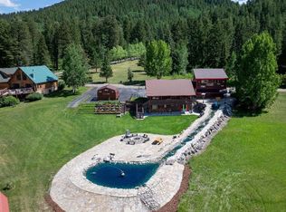 630 Grandview Dr, Alpine, WY 83128