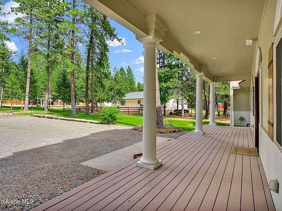 4th image of 470 Diamond Heights Rd