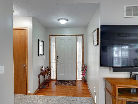 3rd image of 2927 Jack Cir
