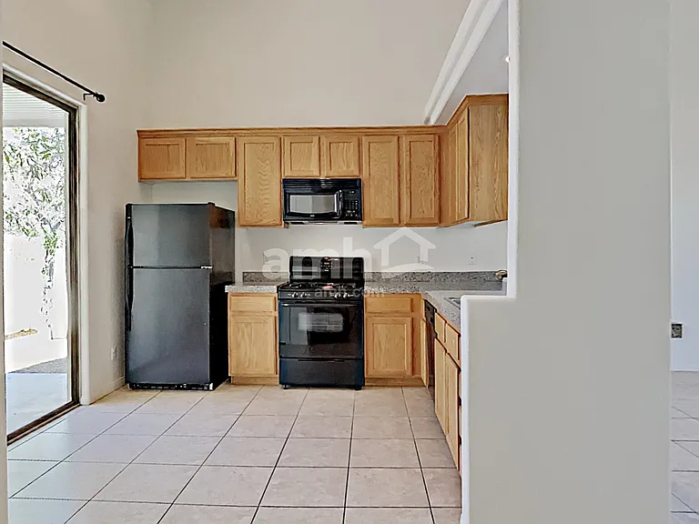 7596 Rising Port Ave — Photo 3