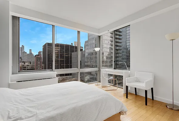 Rented by BARNES New York | media 26