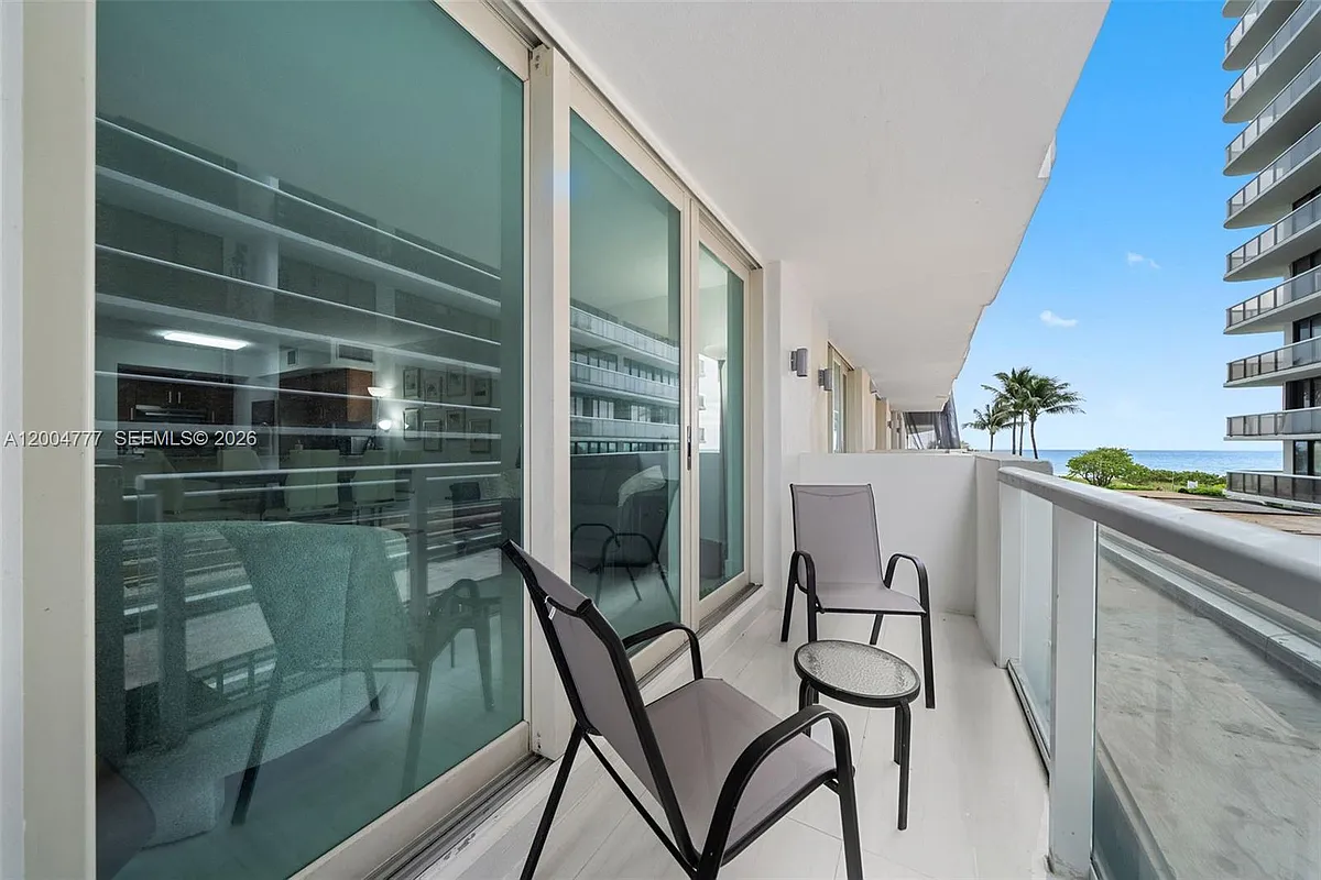 Building Photo - 9499 Collins Ave #207
