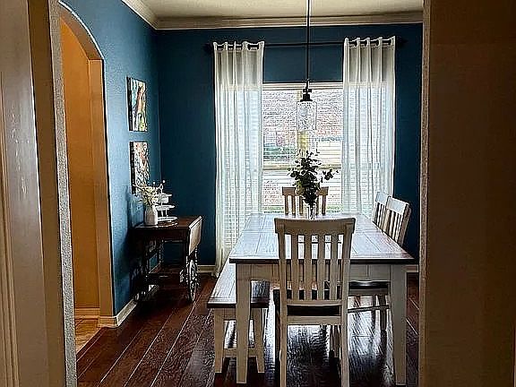 3rd image of 2479 Surtees Pl