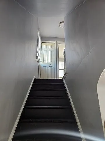4196 Buckingham Ave — Photo 15
