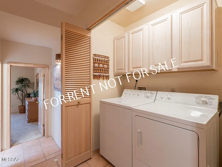 9876 N Ridge Shadow Pl — Photo 40