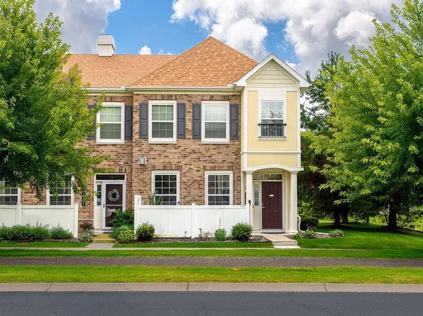 17293 72nd Ave N #1901, Maple Grove, MN 55311