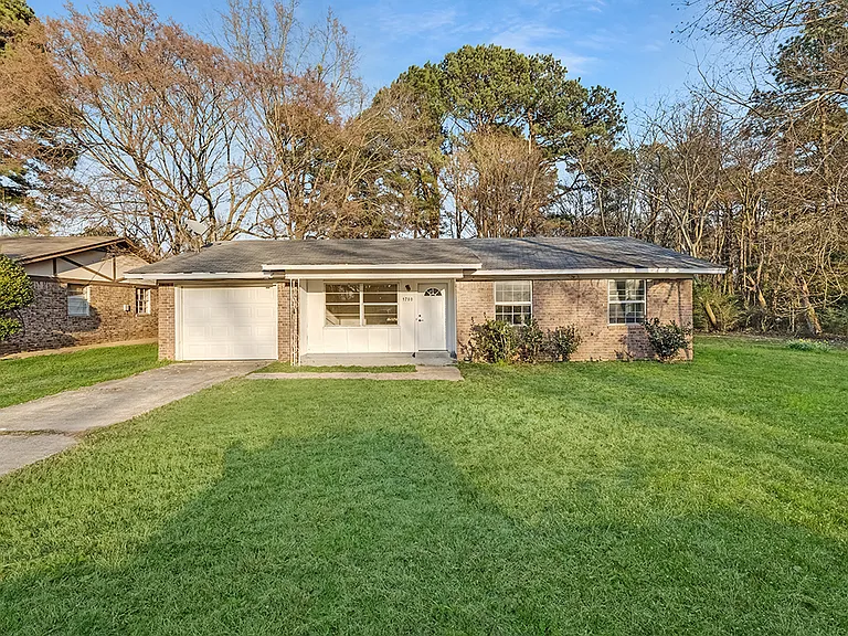 1700 Jennings St — Photo 1