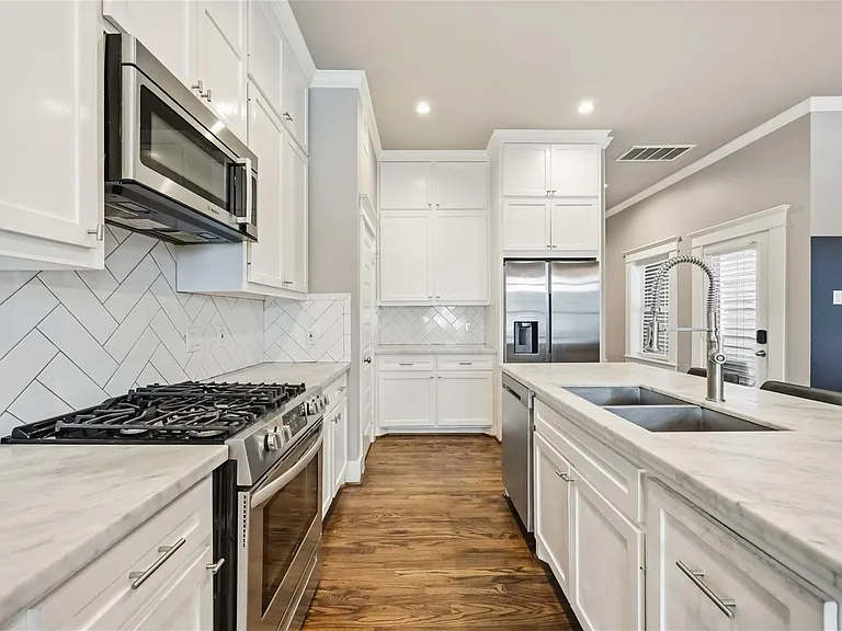 1006 Enid St #B — Photo 7