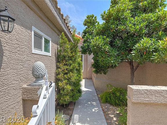 4th image of 7753 Arnold Palmer Way