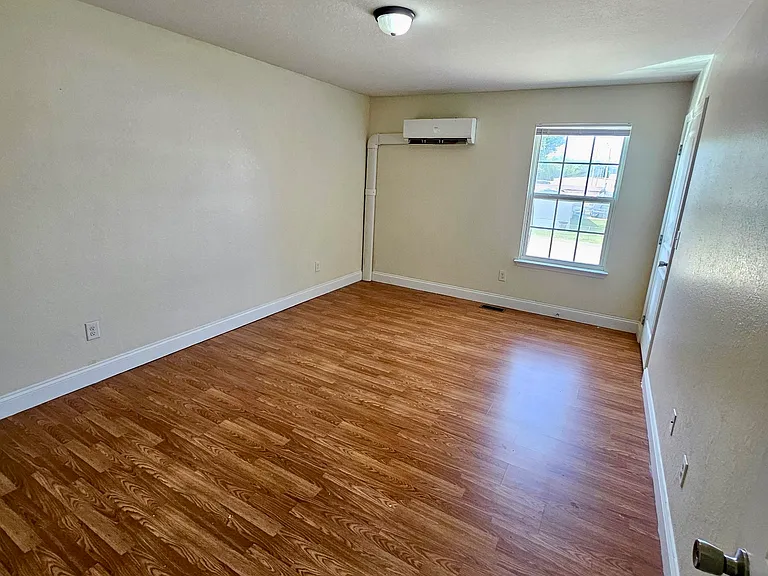 1757 Broadway St #2 — Photo 11