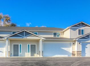 Ahtanum Crossing 2414, Yakima, WA 98903