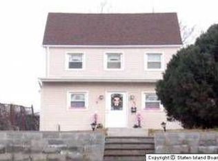 117 Saint Marys Ave, Staten Island, NY 10305
