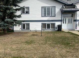 1006 W 3rd Ave #3, Beaverlodge, AB T0H0C0