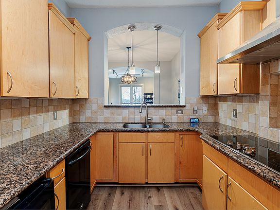 Spacious Kitchen!