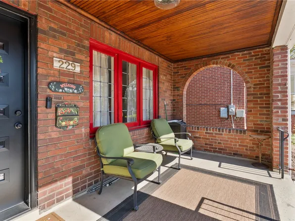 229 Dewey St, Pittsburgh, PA 15218