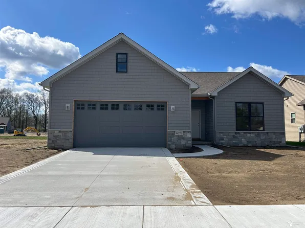 4079 Casey Dr, Lambertville, MI 48144
