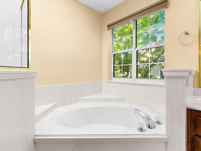9441 Allande Rd NE — Photo 24