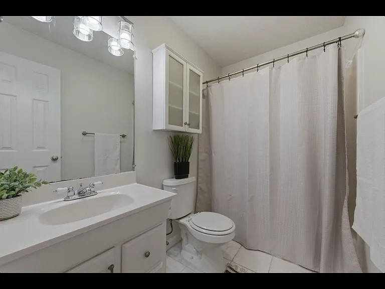 1002 Sharpe Ave — Photo 7