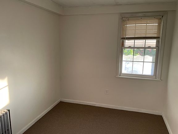 4th image of 8931 114th St