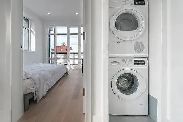85 Rogers Ave #2R — Photo 8