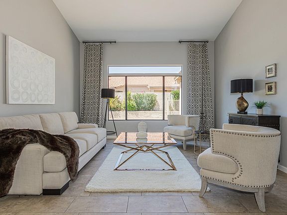 4th image of 5614 E Paradise Ln