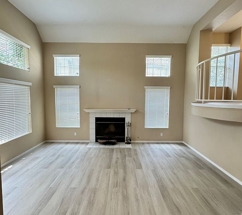 1st image of 694 Warwick Ave