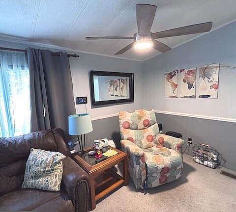 5th image of 7513 Harper Dr