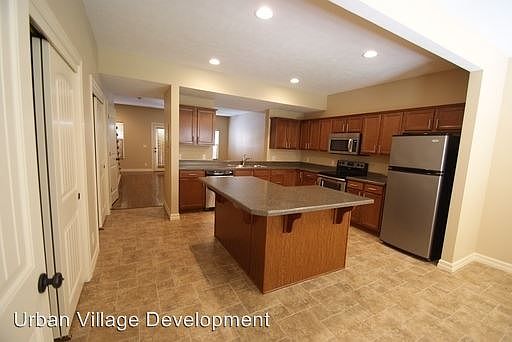 4th image of 140 N 41st St APT 5