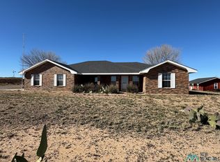 110 Mistico Ln, Roswell, NM 88203