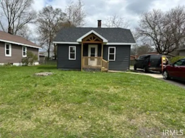 51590 Pond St, South Bend, IN 46637